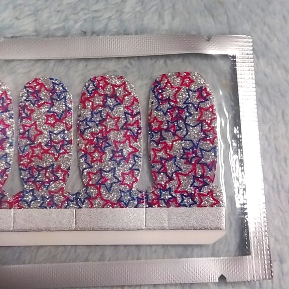 Patriotic Stars Nail Polish Strips NEW! - Picture 2 of 2